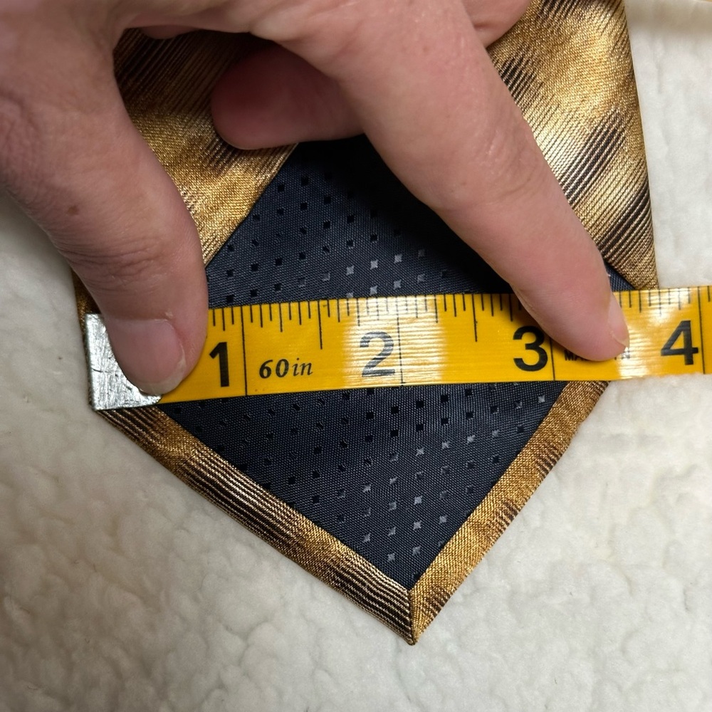 Yves Saint Laurent YSL Men’s Necktie 100% Silk Gold & Brown Diagonal Plaid - Picture 5 of 5